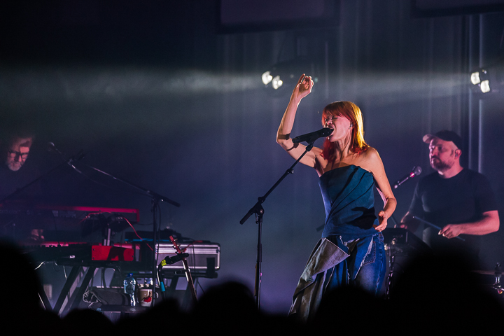 Axelle Red @ Het Depot, picture 17, photographed by Chris Lippens - FrontView Magazine