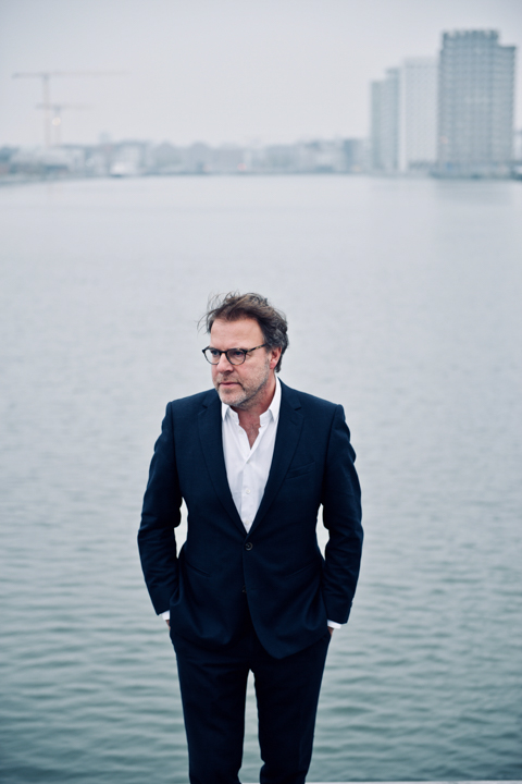 "Over Water" Nieuwe serie op één. @ Antwerpen, picture 4, photographed by Bart Baevegems - FrontView Magazine