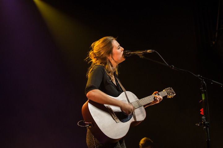 Maaike Ouboter @ Het Depot, picture 11, photographed by Dieter Boone - FrontView Magazine