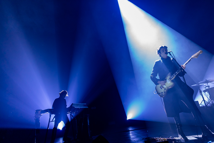 Tamino @ Ancienne Belgique, picture 4, photographed by Chris Lippens - FrontView Magazine