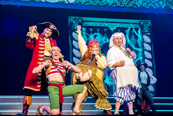 De Grote Sinterklaasshow 2018 @ Sportpaleis, foto 3, foto's door Dimitri Vanlommel - FrontView Magazine