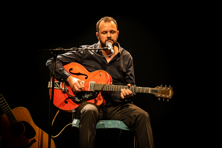 K's Choice @ Capitole Gent, foto 4, foto's door Tim Delmoitie - FrontView Magazine