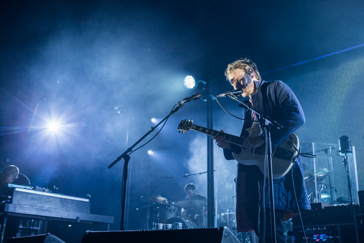 Ben Howard @ Vorst, picture 9, photographed by Dieter  Boone - FrontView Magazine