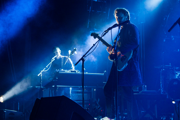 Ben Howard @ Vorst, picture 13, photographed by Dieter  Boone - FrontView Magazine
