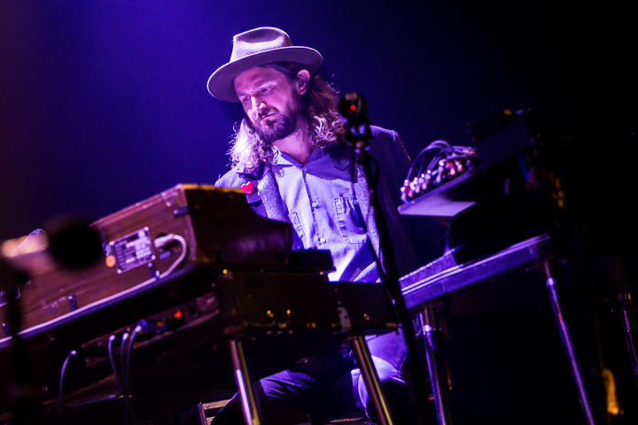 The War on Drugs @ Sportpaleis, picture 7, photographed by Dorien Goetschalckx - FrontView Magazine