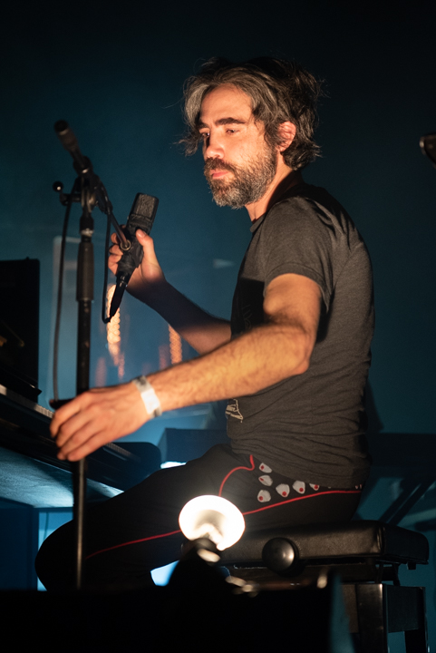 Patrick Watson & La Force @ Het Depot, picture 1, photographed by Myra Segers - FrontView Magazine
