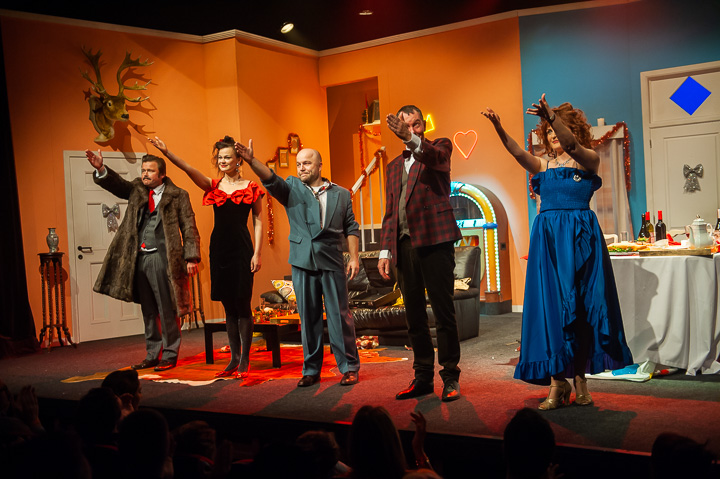 Première Krakers onder de Kerstboom @ Rode zaal - Fakkeltheater, picture 26, photographed by Goele Bormans - FrontView Magazine