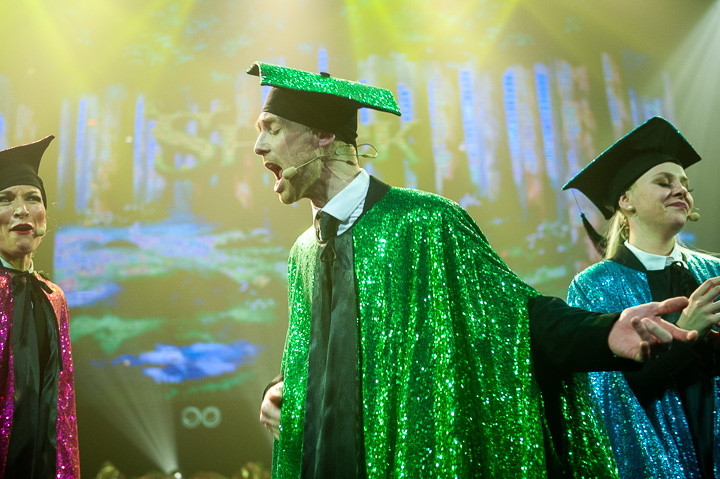 Première Winterrevue: The Sound of Movies @ Theater Elckerlyc, picture 34, photographed by Goele Bormans - FrontView Magazine