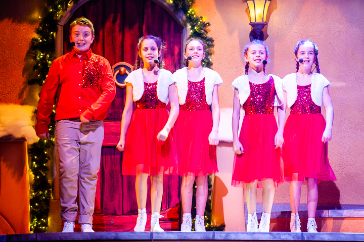 Samson & Gert Kerstshow 2018 @ Plospsa Theater, foto 3, foto's door Goele Bormans - FrontView Magazine