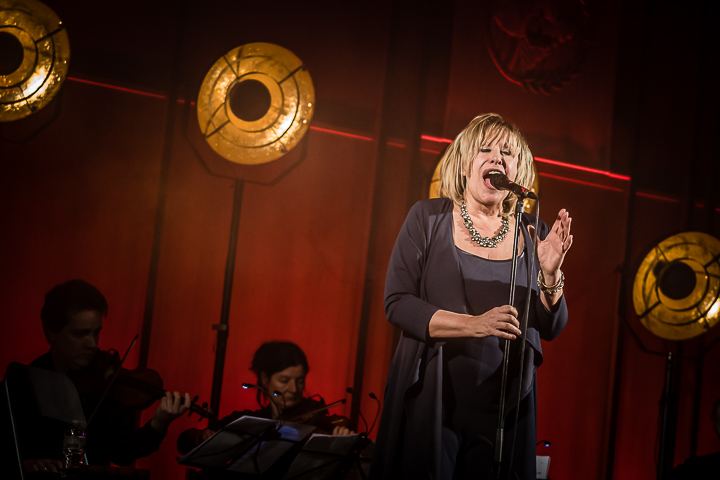 Sofie - An Amzing Christmas @ Boechout, foto 1, foto's door Danny Wagemans - FrontView Magazine