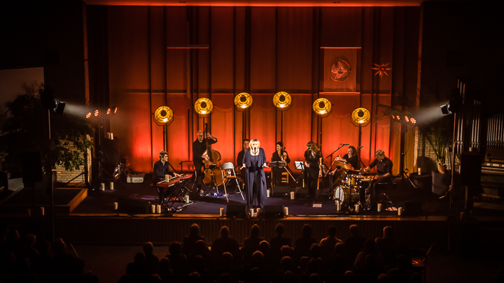 Sofie - An Amzing Christmas @ Boechout, foto 27, foto's door Danny Wagemans - FrontView Magazine