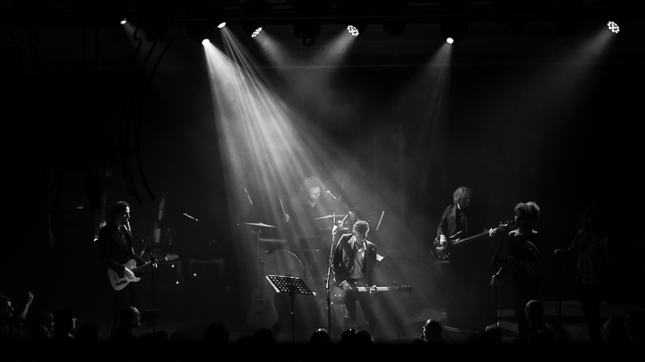 Willy Willy and The Voodoo Band @ De Casino, picture 17, photographed by Danny Wagemans - FrontView Magazine