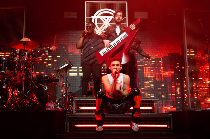 Years & Years @ Provinciaal Domein Puyenbroeck, foto 10, foto's door Sandra Van Watermeulen - FrontView Magazine
