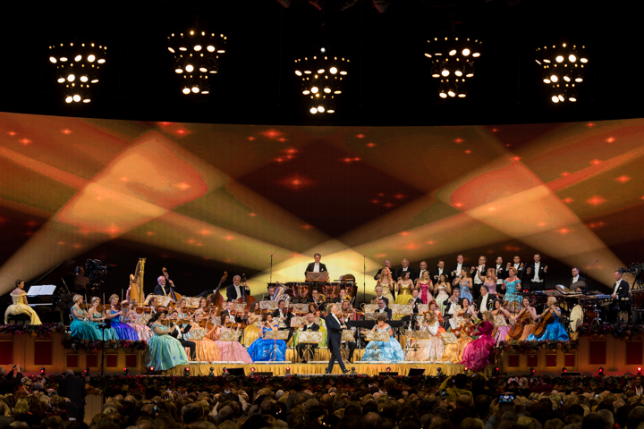 André Rieu @ Sportpaleis Antwerpen, foto 1, foto's door Tim Delmoitie - FrontView Magazine