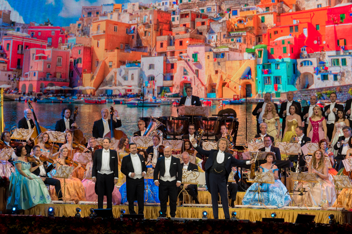 André Rieu @ Sportpaleis Antwerpen, foto 4, foto's door Tim Delmoitie - FrontView Magazine