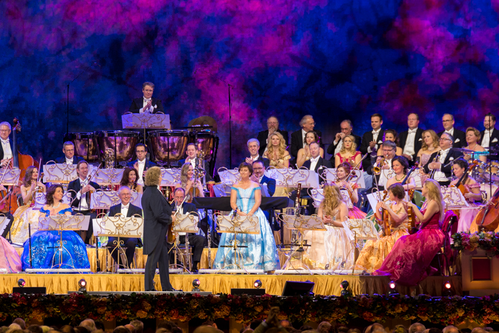 André Rieu @ Sportpaleis Antwerpen, foto 7, foto's door Tim Delmoitie - FrontView Magazine