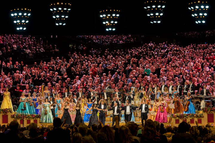 André Rieu @ Sportpaleis Antwerpen, foto 9, foto's door Tim Delmoitie - FrontView Magazine