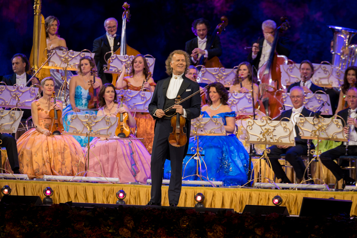 André Rieu @ Sportpaleis Antwerpen, foto 10, foto's door Tim Delmoitie - FrontView Magazine