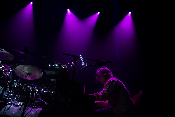 Beraadgeslagen (& Bert Cools) @ De Roma, picture 1, photographed by Myra Segers - FrontView Magazine