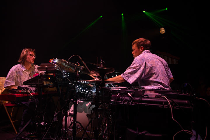 Beraadgeslagen (& Bert Cools) @ De Roma, picture 21, photographed by Myra Segers - FrontView Magazine
