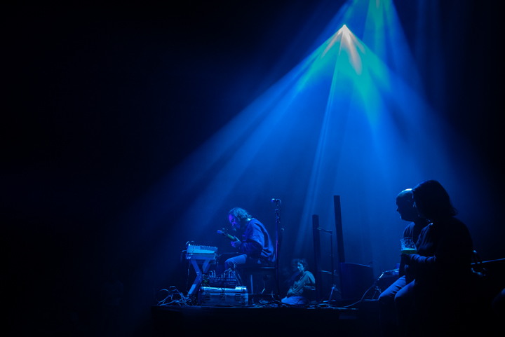 Beraadgeslagen (& Bert Cools) @ De Roma, picture 40, photographed by Myra Segers - FrontView Magazine