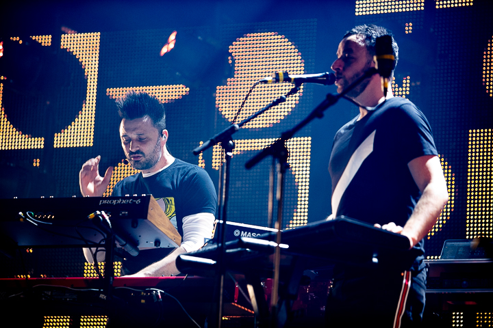 Pascal Obispo @ L'Aéronef Lille, picture 18, photographed by Anais Callens - FrontView Magazine