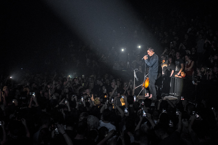 Parkway Drive @ Vorst Nationaal, picture 19, photographed by Erwin Evrard - FrontView Magazine