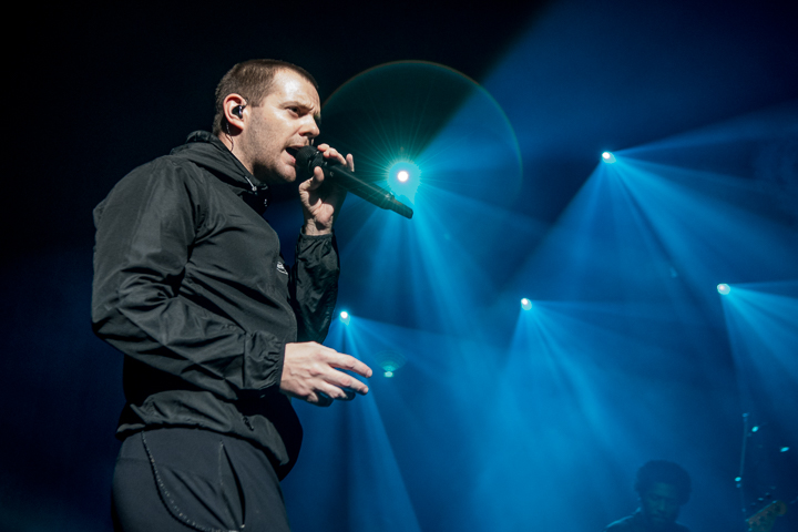 The Streets @ Ancienne Belgique, foto 8, foto's door Erwin Evrard - FrontView Magazine