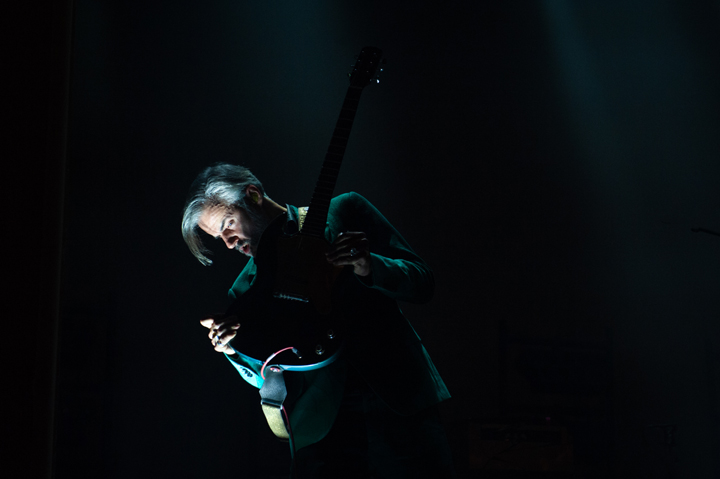 Triggerfinger: Exclusive 20th Anniversary Show @ De Roma, foto 4, foto's door Sandra Van Watermeulen - FrontView Magazine