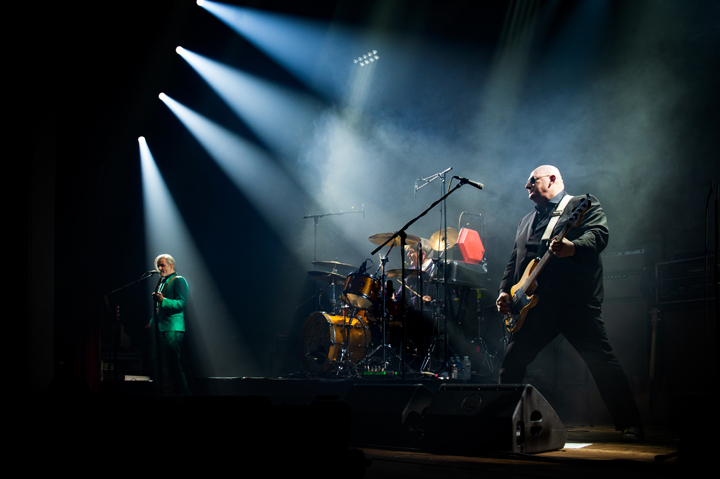 Triggerfinger: Exclusive 20th Anniversary Show @ De Roma, foto 10, foto's door Sandra Van Watermeulen - FrontView Magazine