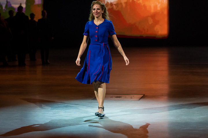 Première Laura Tesoro in 40-45 @ Studio 100 Pop-up Theater, picture 8, photographed by Goele Bormans - FrontView Magazine