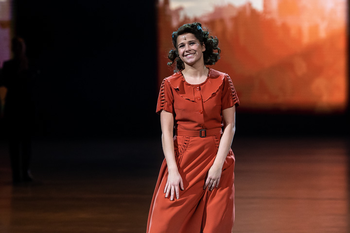 Première Laura Tesoro in 40-45 @ Studio 100 Pop-up Theater, picture 14, photographed by Goele Bormans - FrontView Magazine