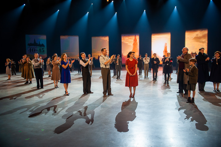 Première Laura Tesoro in 40-45 @ Studio 100 Pop-up Theater, picture 29, photographed by Goele Bormans - FrontView Magazine