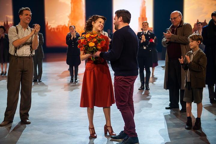 Première Laura Tesoro in 40-45 @ Studio 100 Pop-up Theater, picture 32, photographed by Goele Bormans - FrontView Magazine