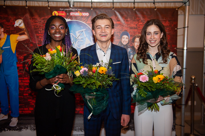 Rode loper & fotomoment première Troep @ Plopsa Theater De Panne, foto 19, foto's door Goele Bormans - FrontView Magazine