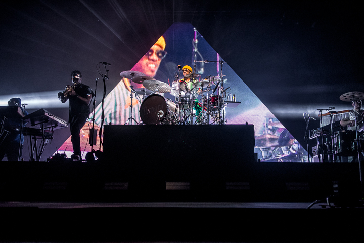 Anderson .Paak @ Lotto Arena, picture 11, photographed by Erwin Evrard - FrontView Magazine