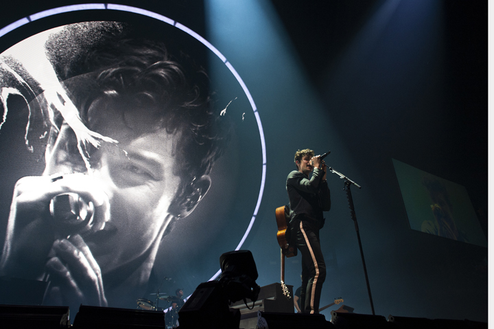 Shawn Mendes @ Sportpaleis, picture 9, photographed by Sandra Van Watermeulen - FrontView Magazine