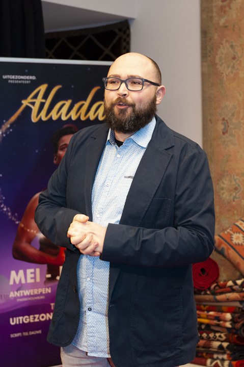 Persconferentie Aladdin @ Ashtari Oriental Carpets, picture 1, photographed by Sandra Van Watermeulen - FrontView Magazine