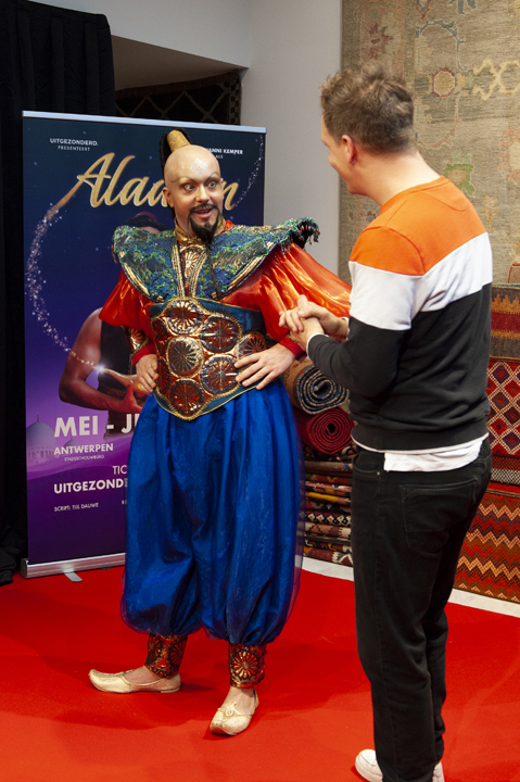 Persconferentie Aladdin @ Ashtari Oriental Carpets, picture 10, photographed by Sandra Van Watermeulen - FrontView Magazine