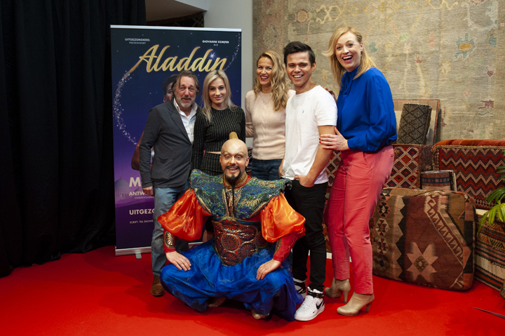 Persconferentie Aladdin @ Ashtari Oriental Carpets, picture 27, photographed by Sandra Van Watermeulen - FrontView Magazine
