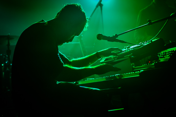 Mauger @ Vooruit, picture 6, photographed by Chris Lippens - FrontView Magazine