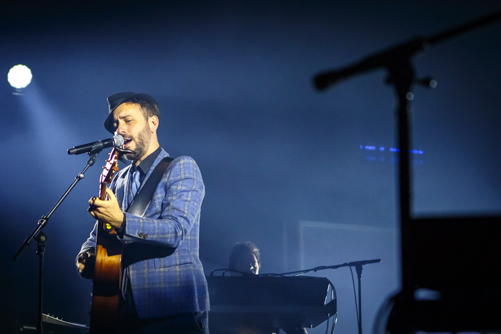 Charlie Winston @ Koninklijk Circus, picture 2, photographed by Alex Wyckmans - FrontView Magazine