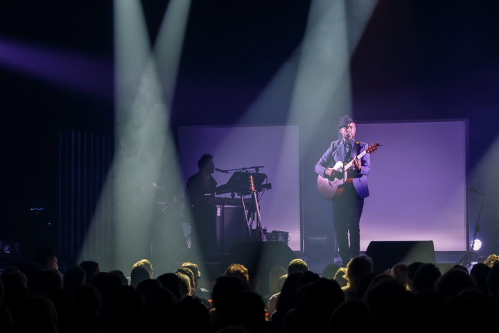 Charlie Winston @ Koninklijk Circus, picture 11, photographed by Alex Wyckmans - FrontView Magazine