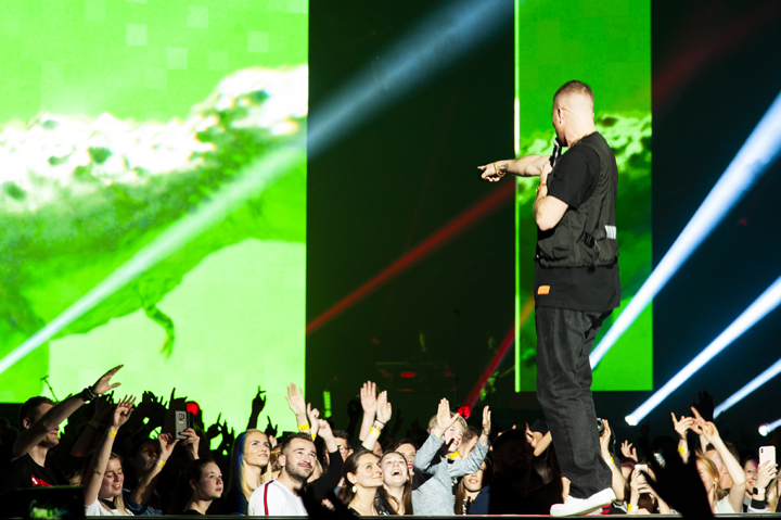 Gers Pardoel @ Lotto Arena, picture 2, photographed by Sandra Van Watermeulen - FrontView Magazine