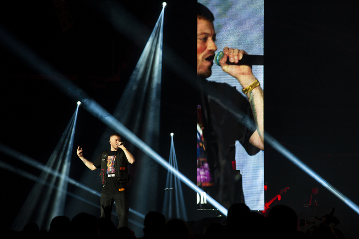 Gers Pardoel @ Lotto Arena, picture 7, photographed by Sandra Van Watermeulen - FrontView Magazine