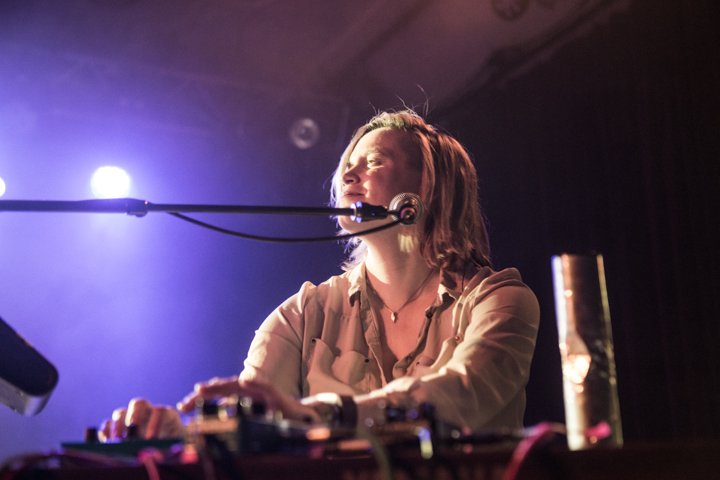 Isbells @ Vooruit, picture 4, photographed by Dieter  Boone - FrontView Magazine