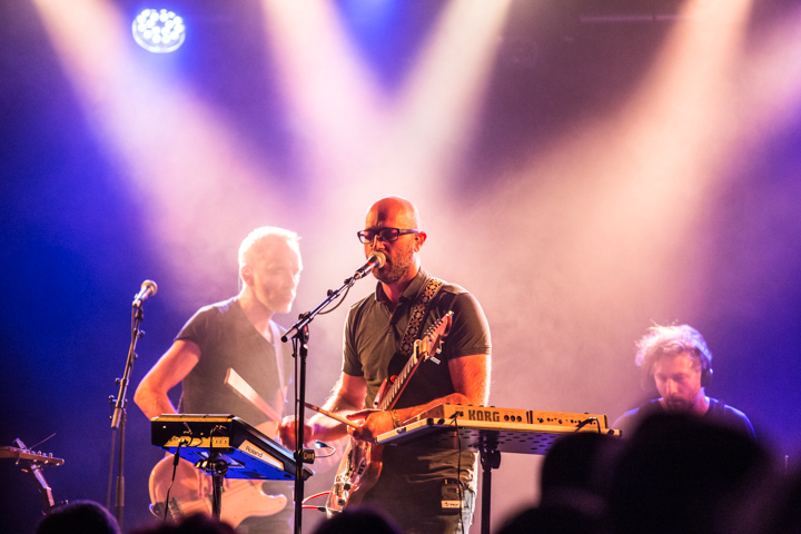 Isbells @ Vooruit, picture 7, photographed by Dieter  Boone - FrontView Magazine