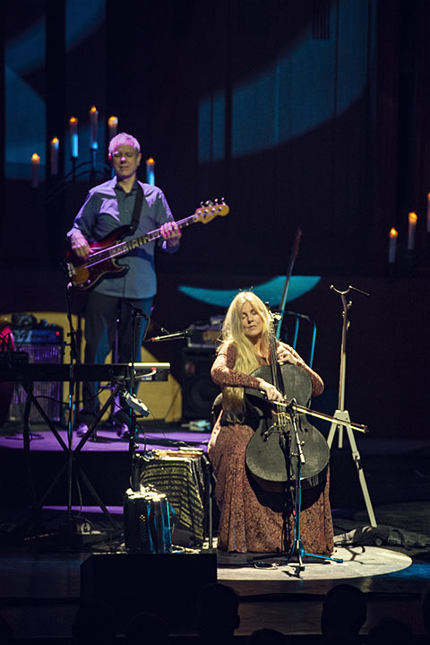 Loreena McKennitt @ Bozar, picture 7, photographed by Jef Peeters - FrontView Magazine