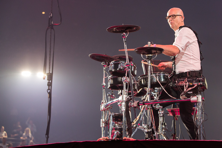 MNM Back to the 90's & 00's @ Sportpaleis, picture 3, photographed by Marc Verdonck - FrontView Magazine