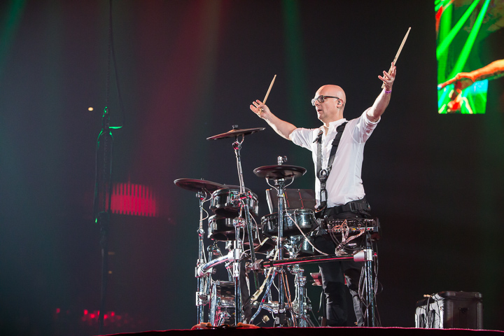 MNM Back to the 90's & 00's @ Sportpaleis, picture 4, photographed by Marc Verdonck - FrontView Magazine